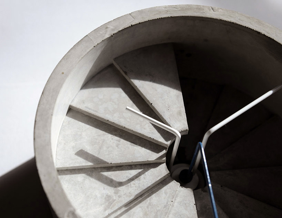 4th-dimension-clock-22-design-studio-concrete-gessato-gselect-4