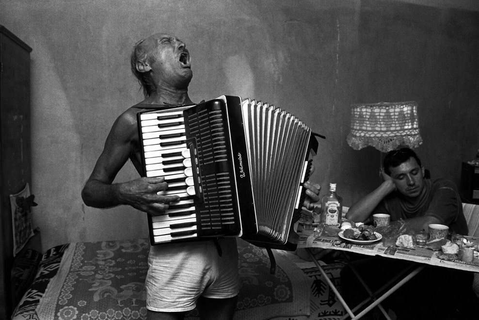 C15A2FF4-DA46-4266-8C1D-ADFBDA82FD29